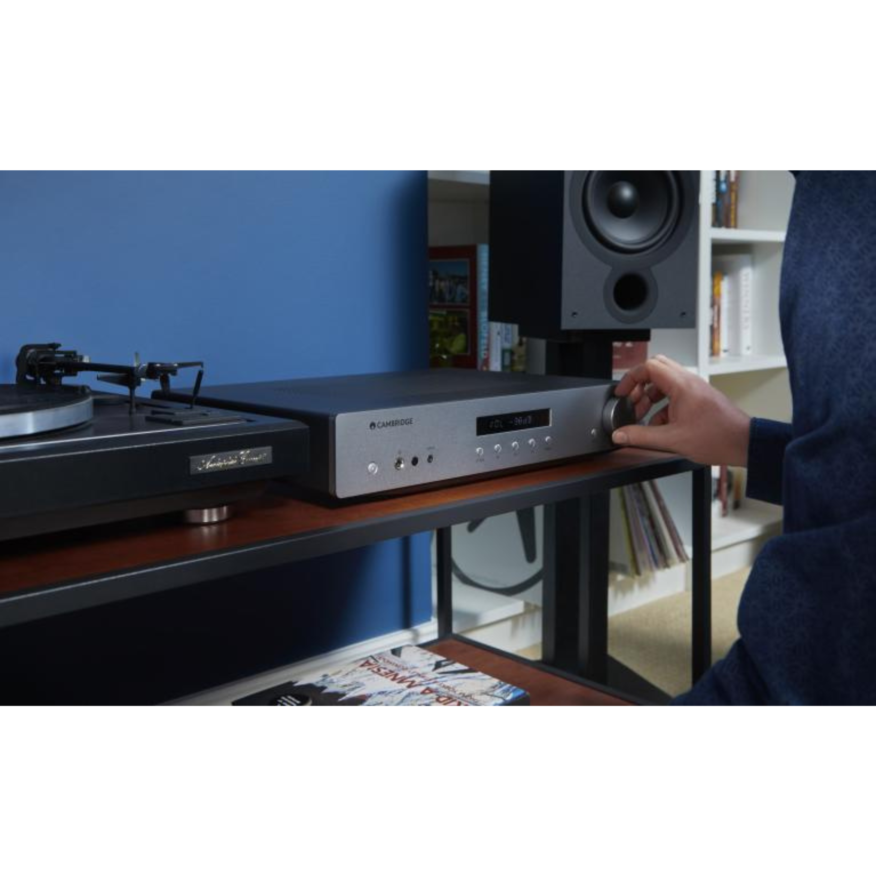 Cambridge Audio AXA35 Integrated Amp Built-in Phono Stage | ListenUp