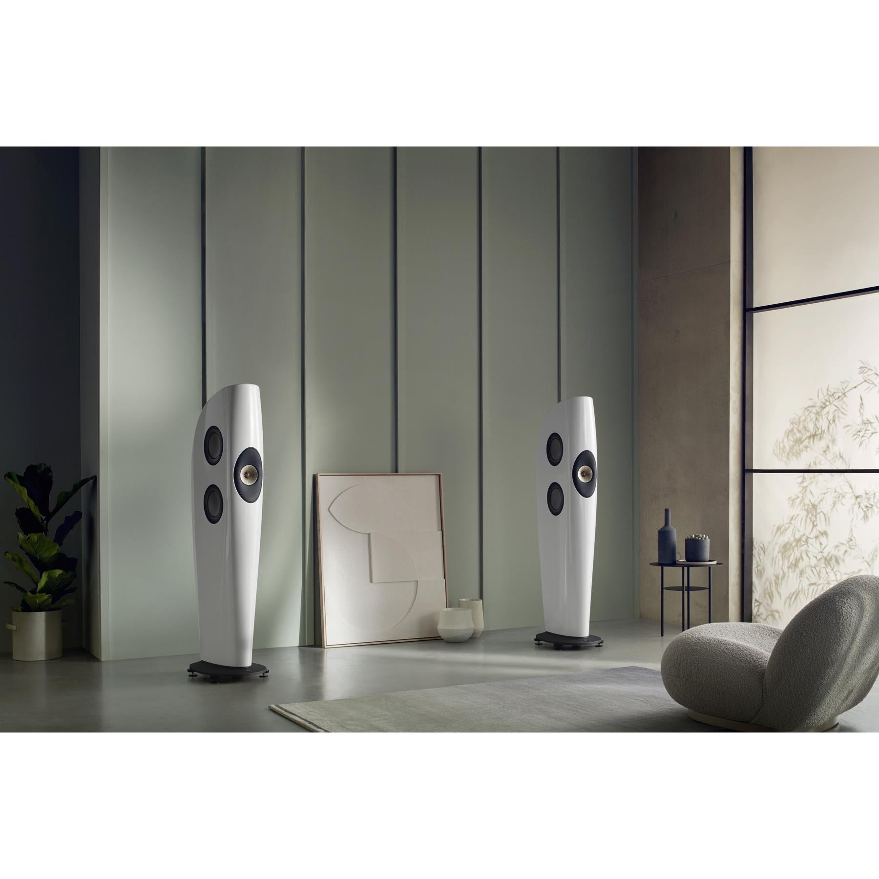 Kef blade shops two