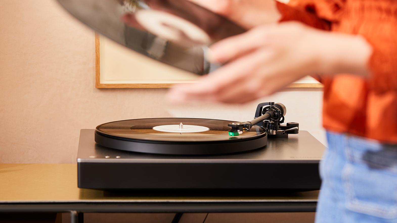Best Selling Turntables: Entry-Level to Audiophile