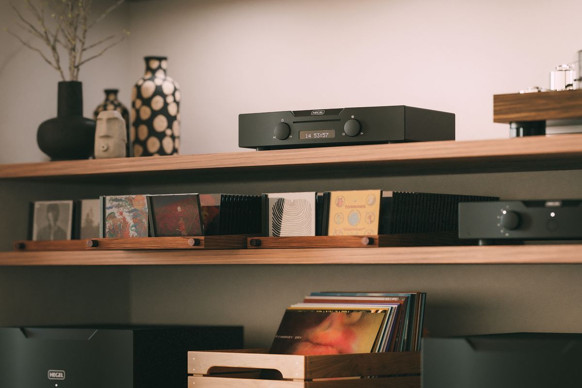 The Viking Has Landed | Hegel Viking CD Player