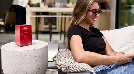 Tivoli PAL BT 3 vs PAL BT 2: Modern FM Speaker vs Classic Radio