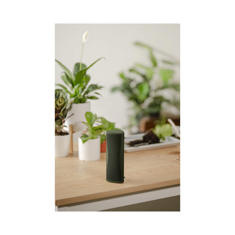 KEF MUO Portable Bluetooth Speaker - Clearance / Open Box (view 18 of 23)