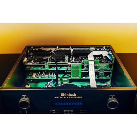 McIntosh MX124 A/V Processor (view 3 of 10)