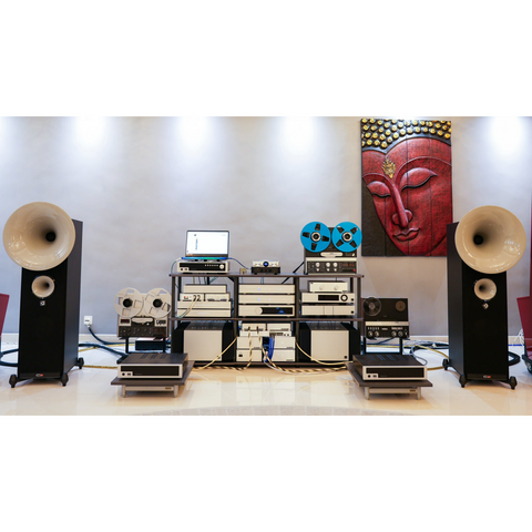 iFi Audio iDSD Phantom Flagship Reference DAC, Streamer, Amp, & Preamp (view 7 of 7)