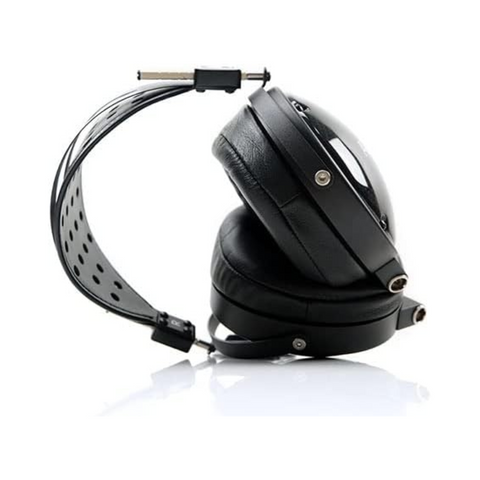 Audeze LCD-XC Closed-Back Planar Magnetic Headphones - Clearance / Open Box (view 2 of 5)
