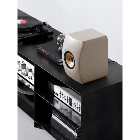 KEF KEF LS50 Meta Bookshelf Speakers - Sandshell Pair