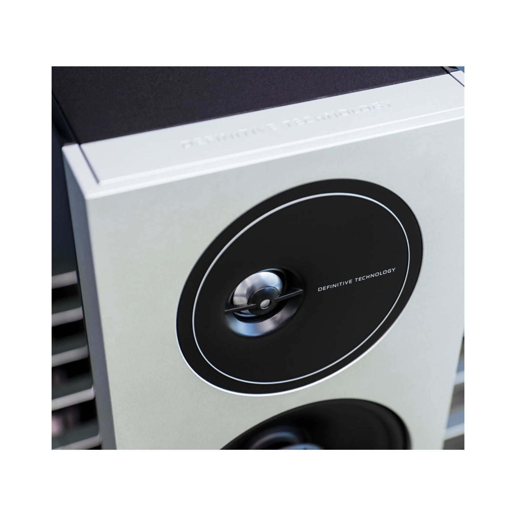 Definitive Technology Demand D9 - Thumbnail 5