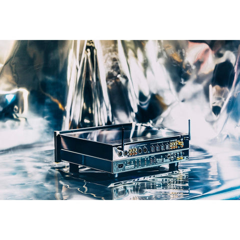 McIntosh CS7500 Streaming Preamplifier (view 8 of 10)