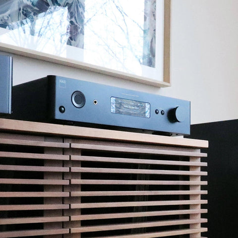 NAD C379 Integrated Amplifier (view 4 of 6)