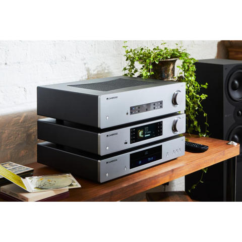 80 Watt Integrated Amp (view 3 of 3)