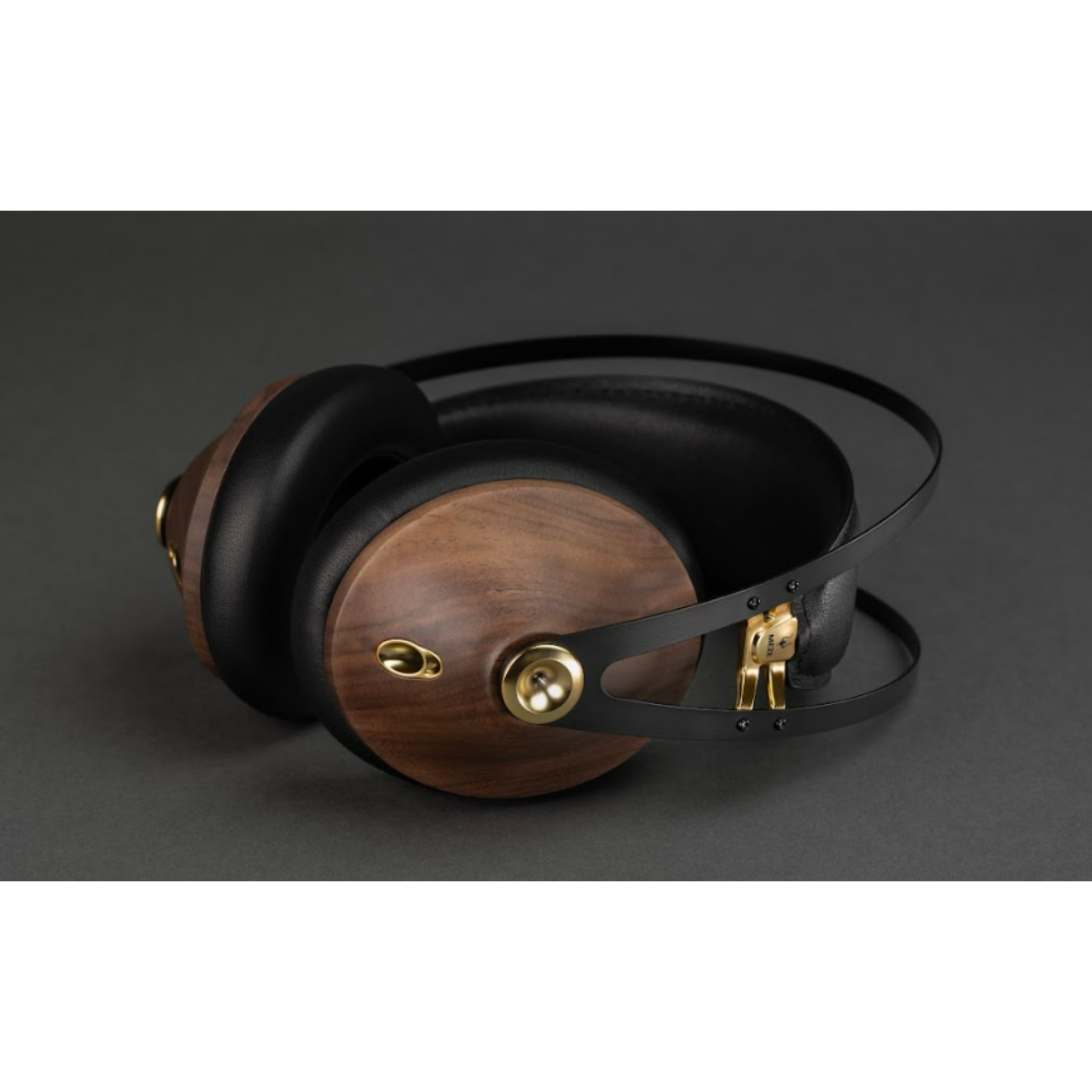 Meze Audio 99 Classics 2nd Gen Headphones – Premium Sound & Design