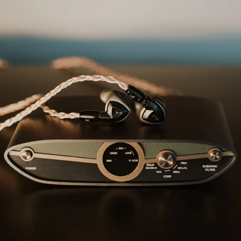 Campfire Audio Campfire Audio Clara - Signature IEM Collaboration with Alessandro Cortini