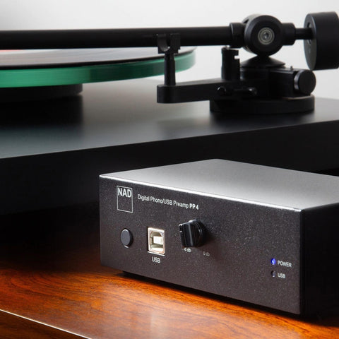 NAD PP 4 - Digital Phono/USB Preamplifier (view 4 of 5)