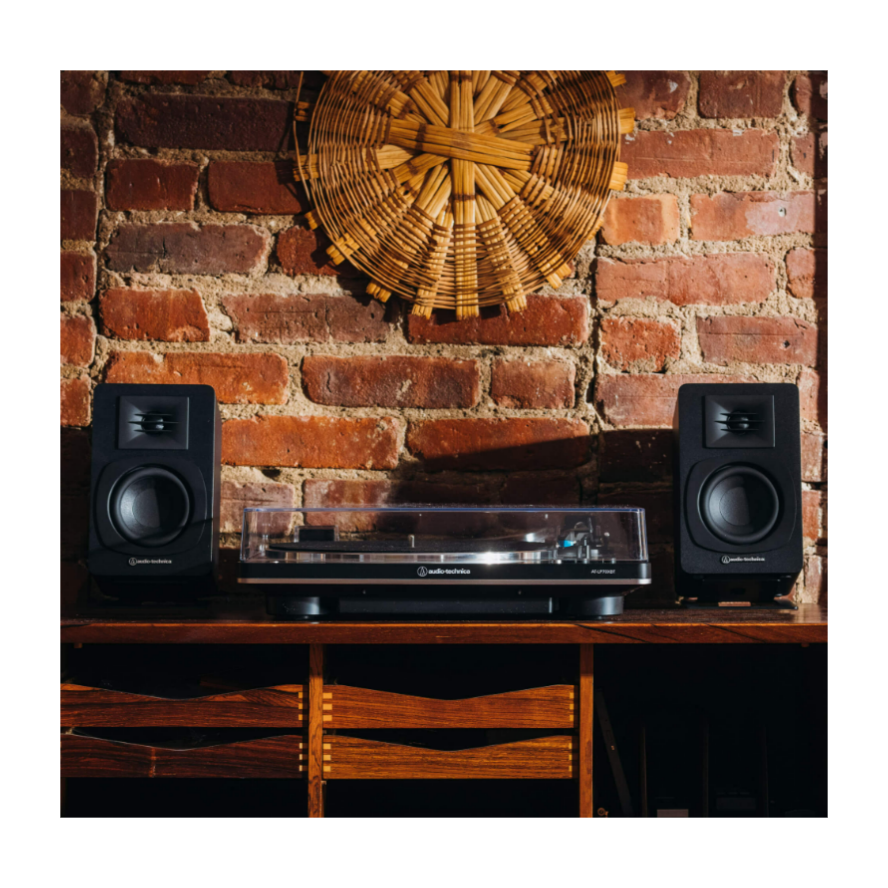 Audio Technica AT-SP3X Powered Bookshelf Speakers | ListenUp