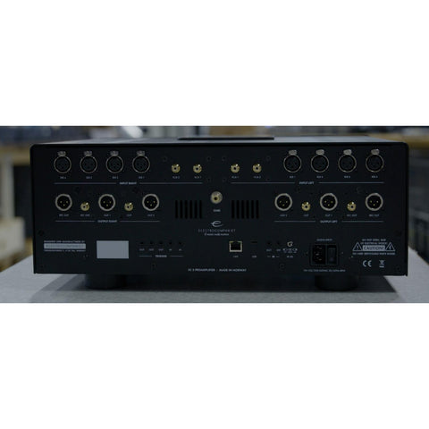 Electrocompaniet EC 5 Reference Class A Preamplifier (view 2 of 6)