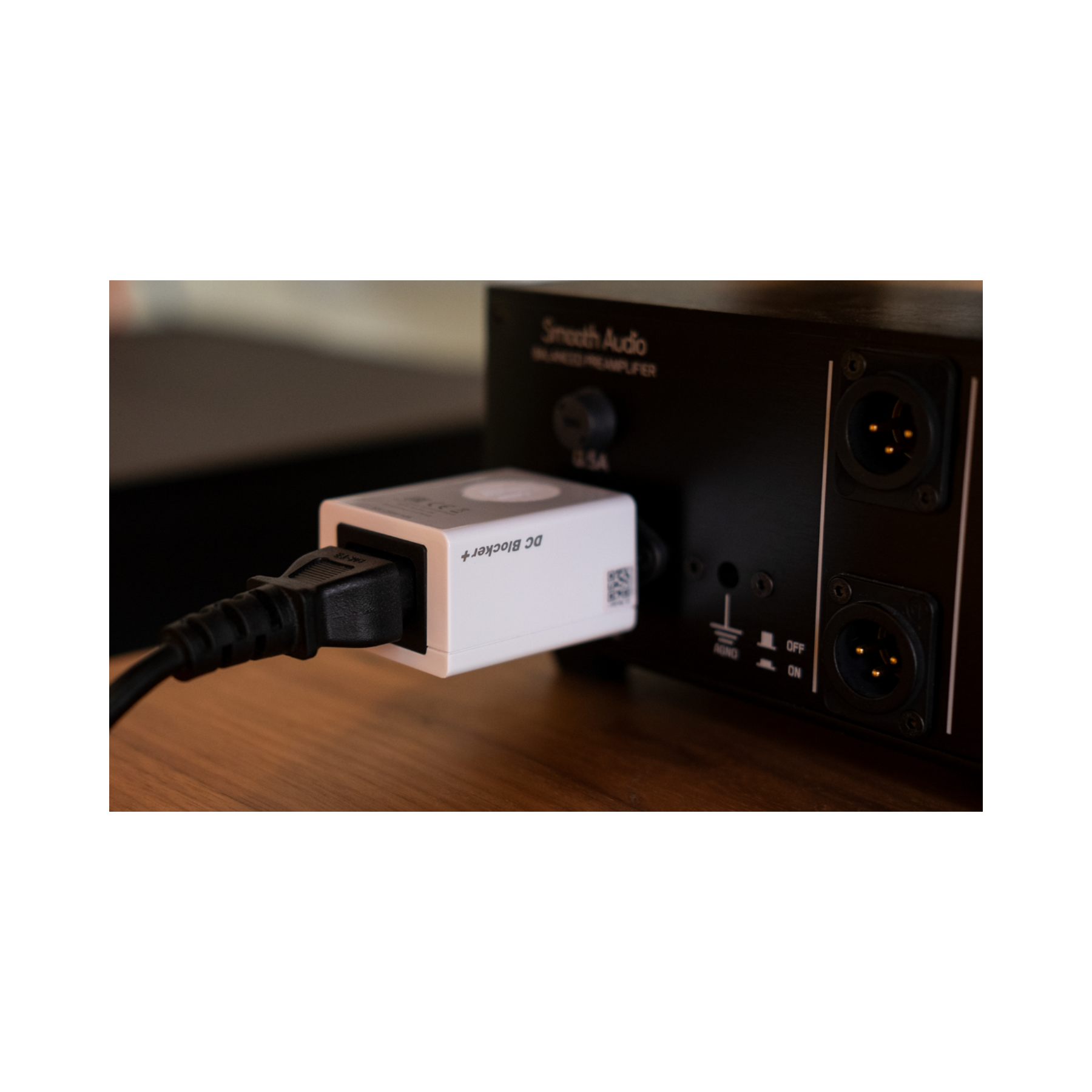 iFi SilentPower | DC Blocker+ - Reduce Transformer Hum | ListenUp