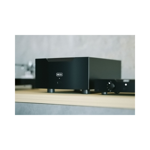 Hegel H30A Mono/Stereo Power Amp - Clearance / Open Box (view 4 of 4)
