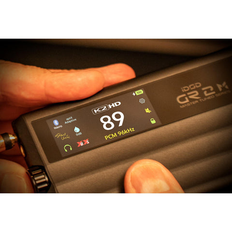 iFi Audio iDSD GR 2 MT Master Tuned Portable DAC/Amp close up screen (view 4 of 6)