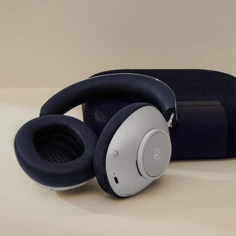 Loewe Leo ANC Headphones (view 5 of 14)