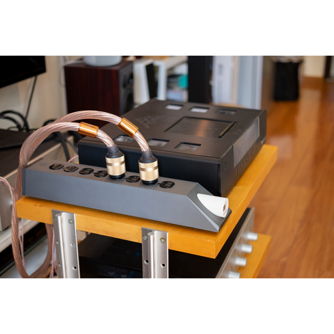 iFi Audio SilentPower Quasar Power Cable (view 6 of 6)