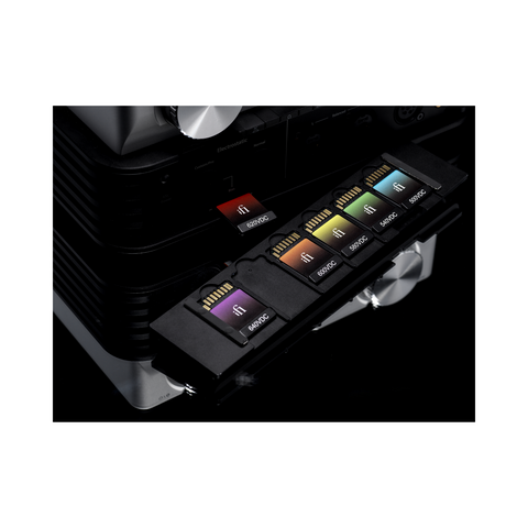 iFi Audio iCAN Phantom Analog Headphone Amplifier - Clearance / Open Box (view 9 of 10)