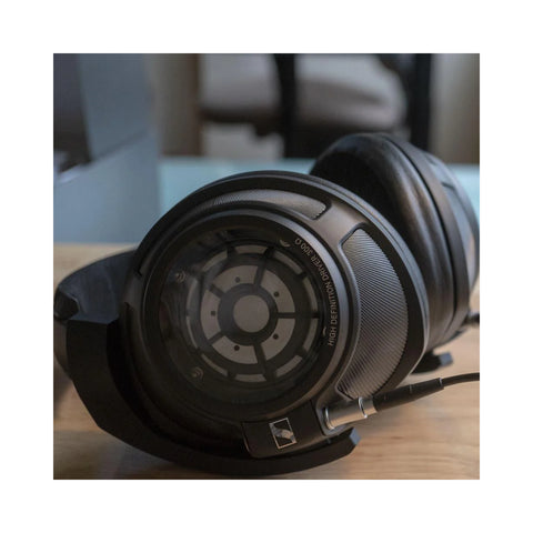 Sennheiser Sennheiser HD820 Over Ear Audiophile Headphones