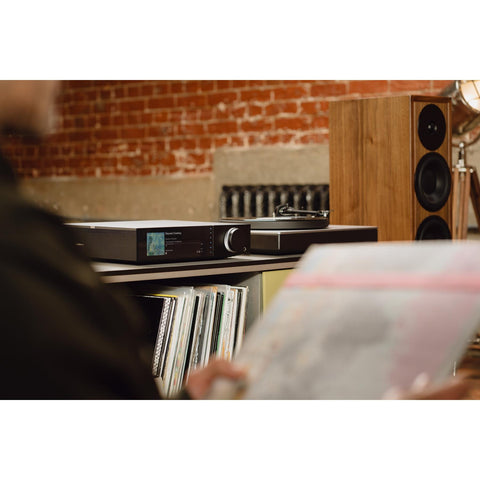 Cambridge Audio Evo 300 Streaming Amplifier (view 8 of 9)