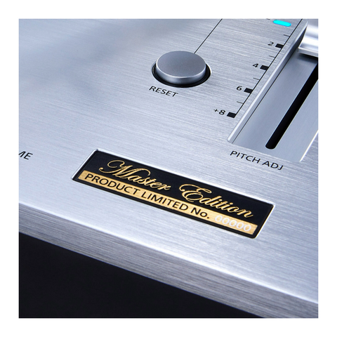 Technics Technics SL-1200GME Master Edition Direct Drive Turntable