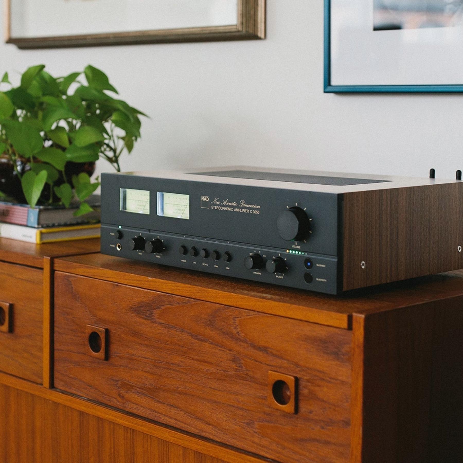 NAD C3050 Integrated Amplifier | ListenUp