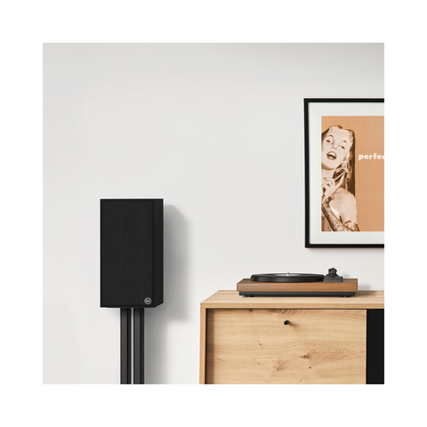 Klipsch The Sevens Heritage-Inspired Powered Speakers - Clearance / Open Box (view 8 of 14)