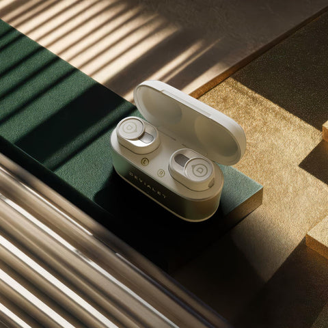 Devialet Gemini II True Wireless Earbuds (view 4 of 16)