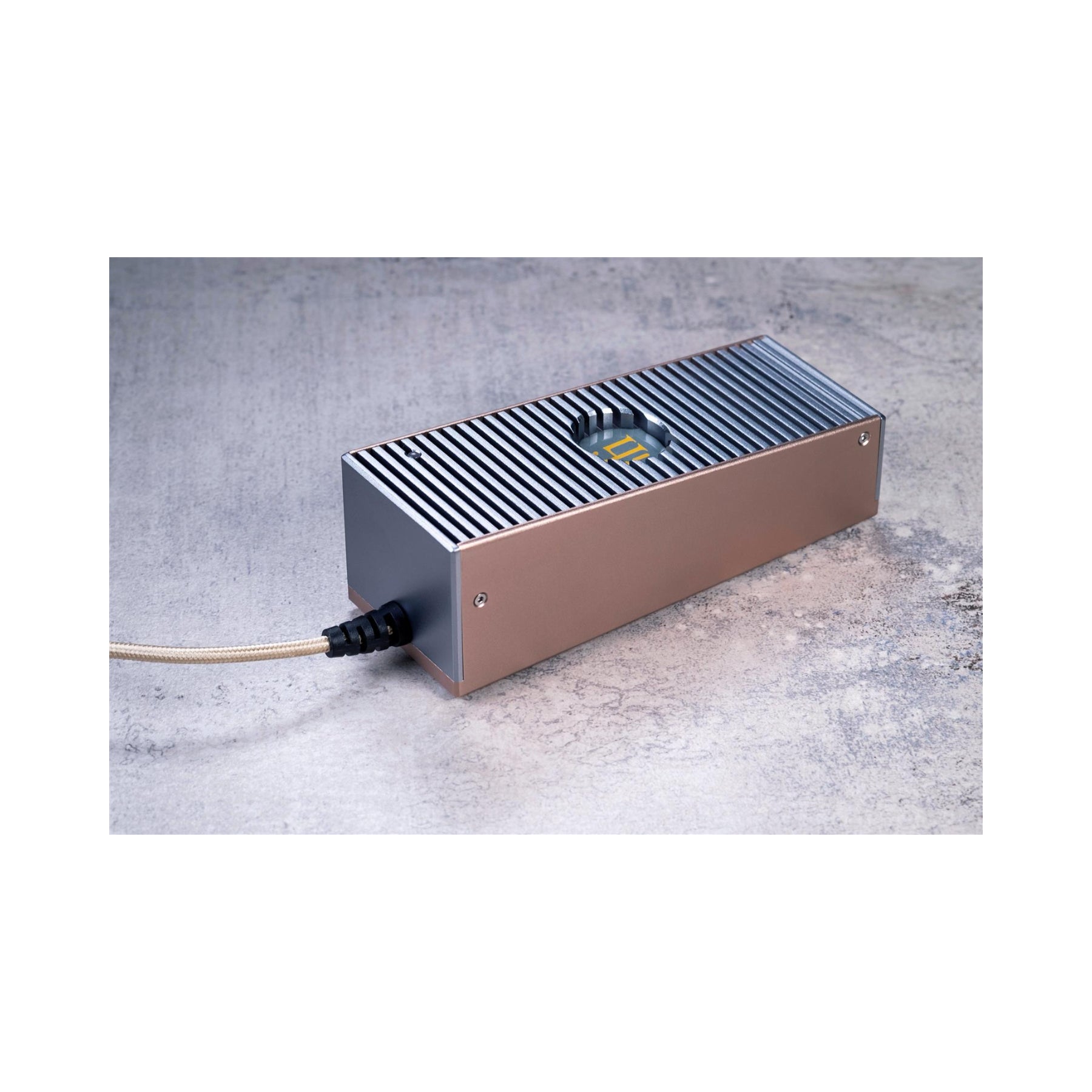 iFi iPower Elite Low Noise Power Supply   ListenUp