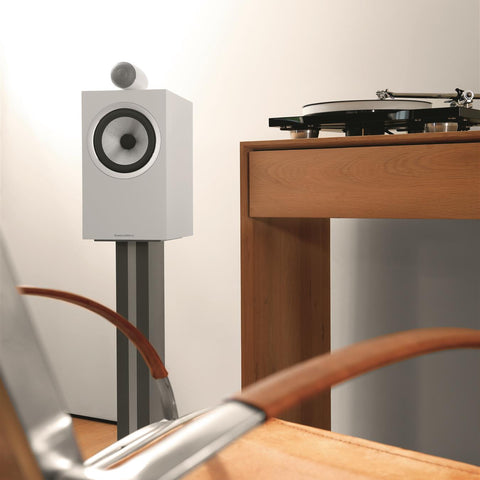 Bowers & Wilkins Bowers & Wilkins 705 S2 Stand-mount Speakers (pair) - Limited Quantities!